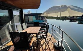 Hausboot Vroni am Bärwaldersee